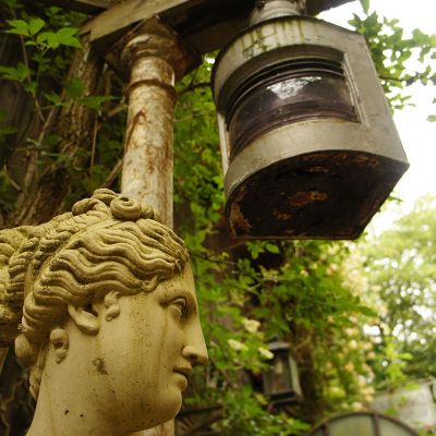 antiquitaeten-berlin-tilman-hoche-garten20