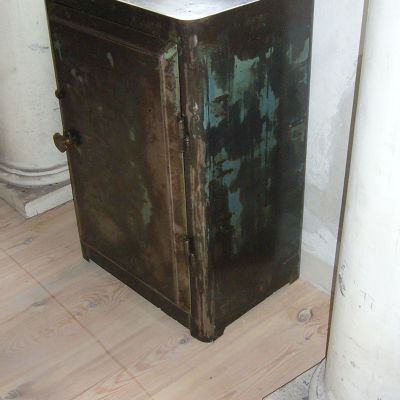 antiquitaeten-berlin-tilman-hoche-loftmoebel11
